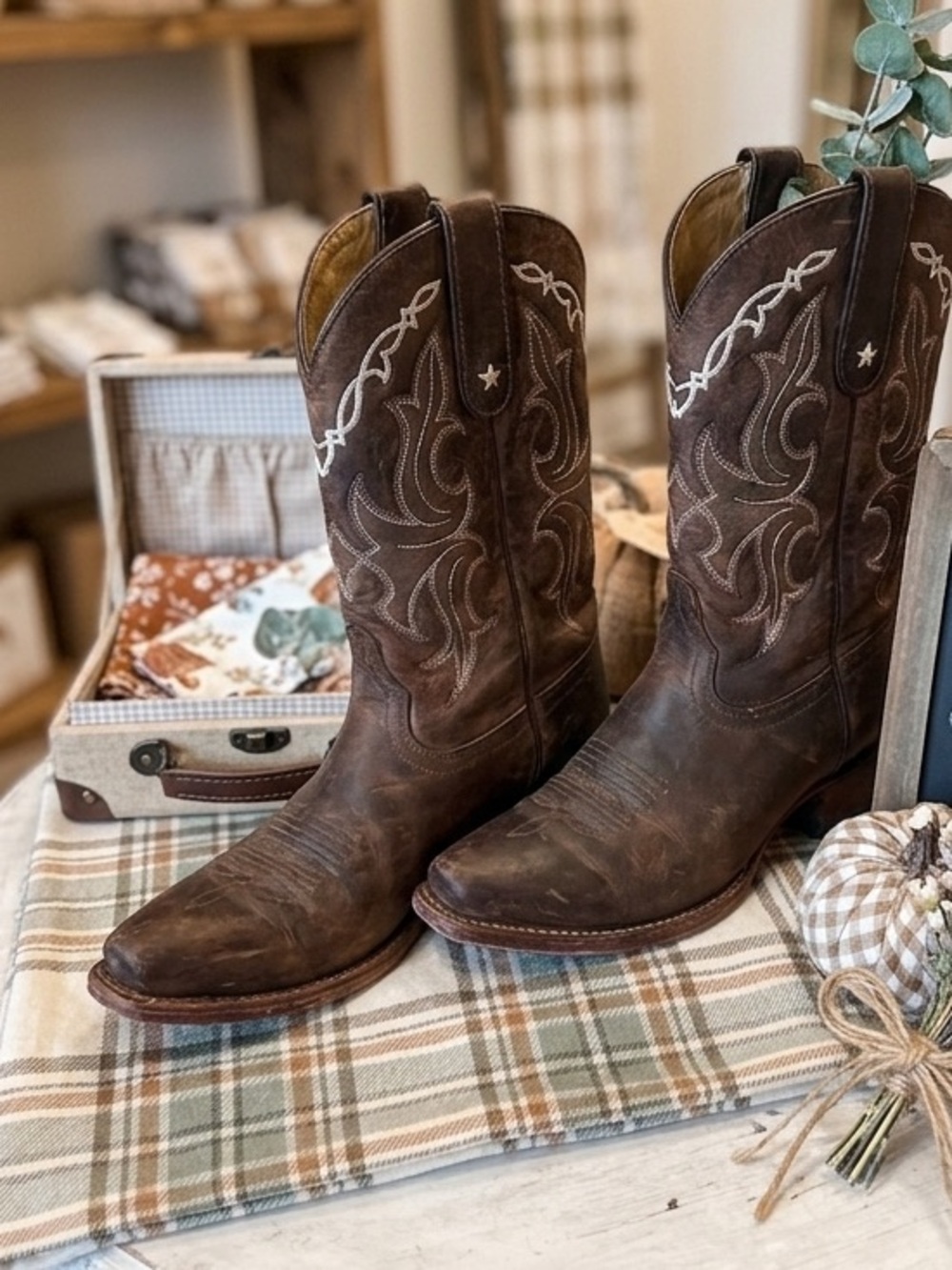 Tony Lama vaquero sorrel Taos Leather women’s Boots Decorative Pair